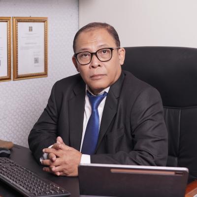 Dwi Atmoko, <br> S.H., S.E., M.H., Ak., CA., BKP.